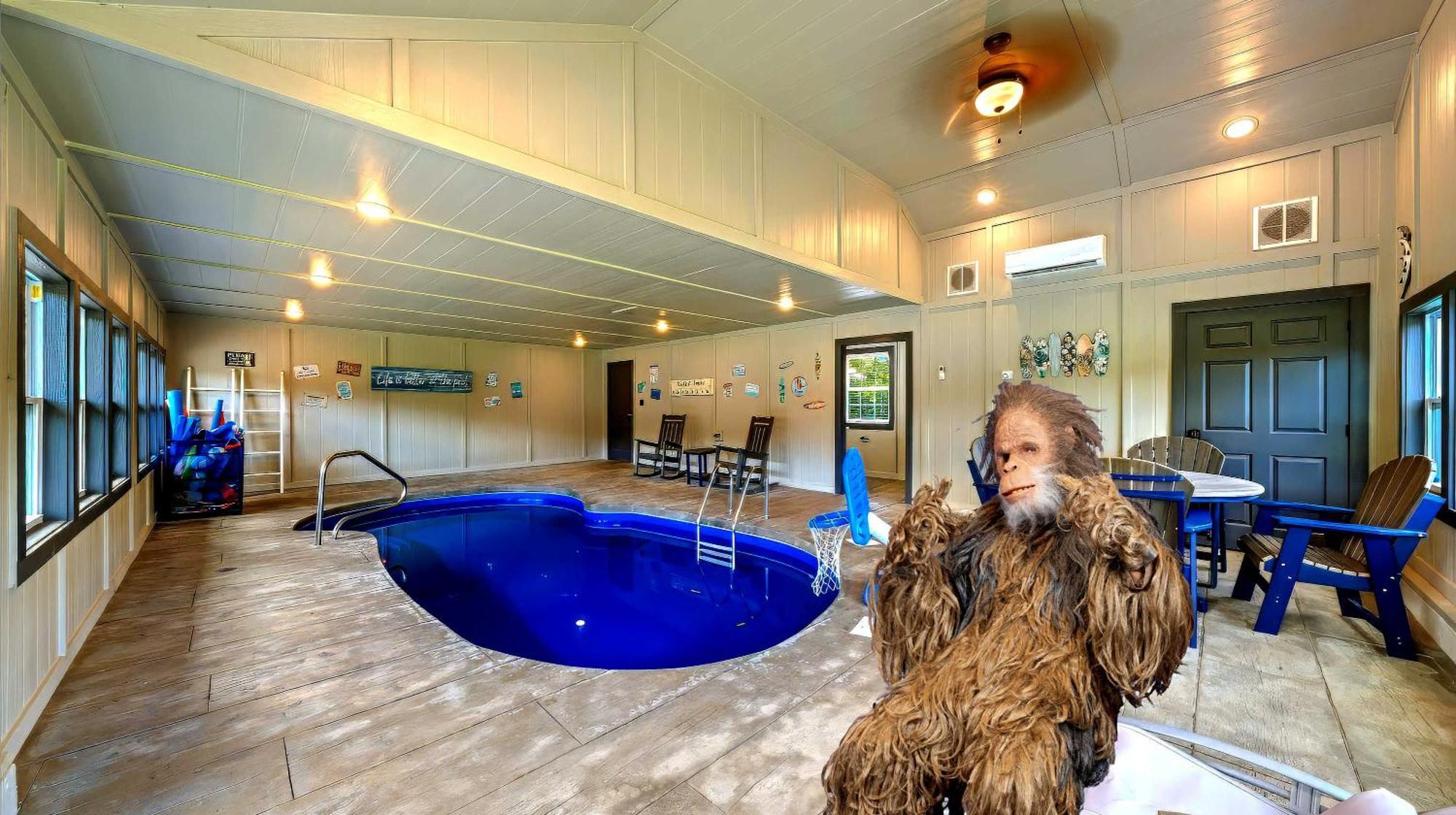 Poolside At Autumn Woods - Pool, Theater, Fireplace, Firepit, Arcade Sevierville Zewnętrze zdjęcie